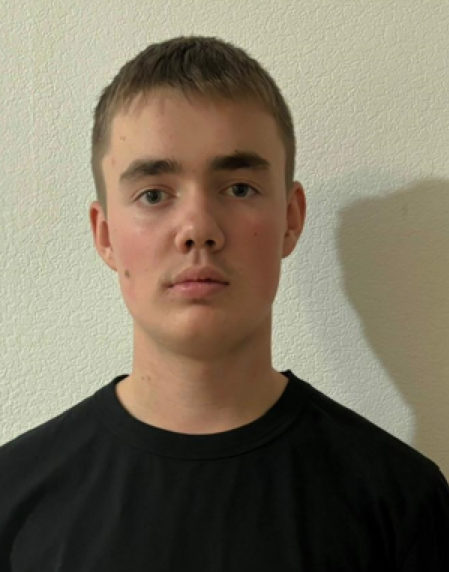 Селезнев Артем Олегович